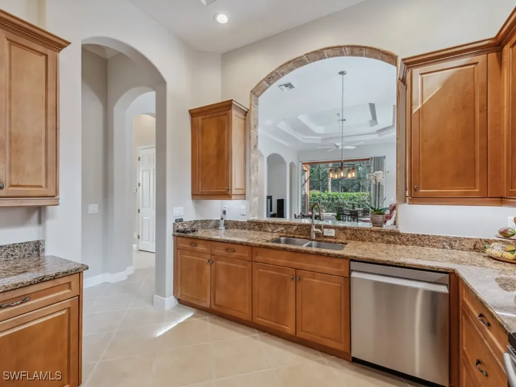 5753 Mango Circle Naples FL 34110