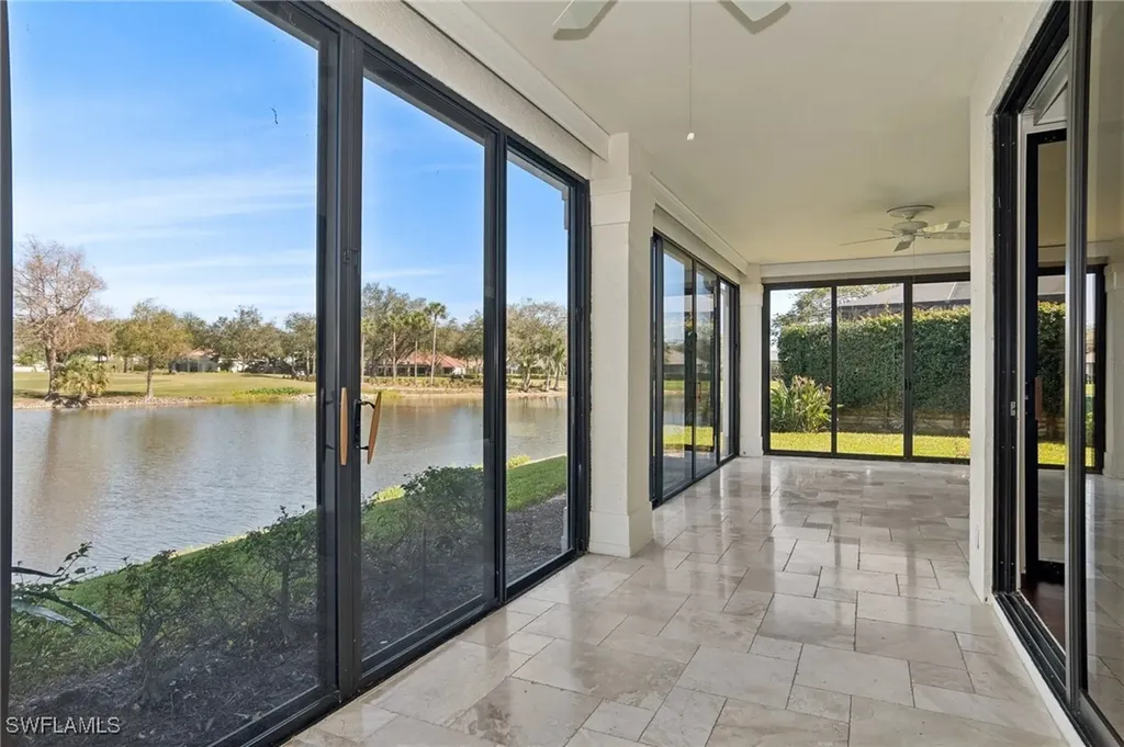 82 Water Oaks Way Naples FL 34105