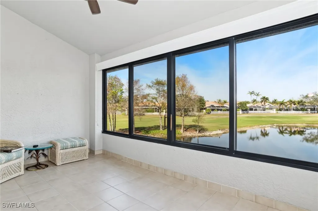 82 Water Oaks Way Naples FL 34105
