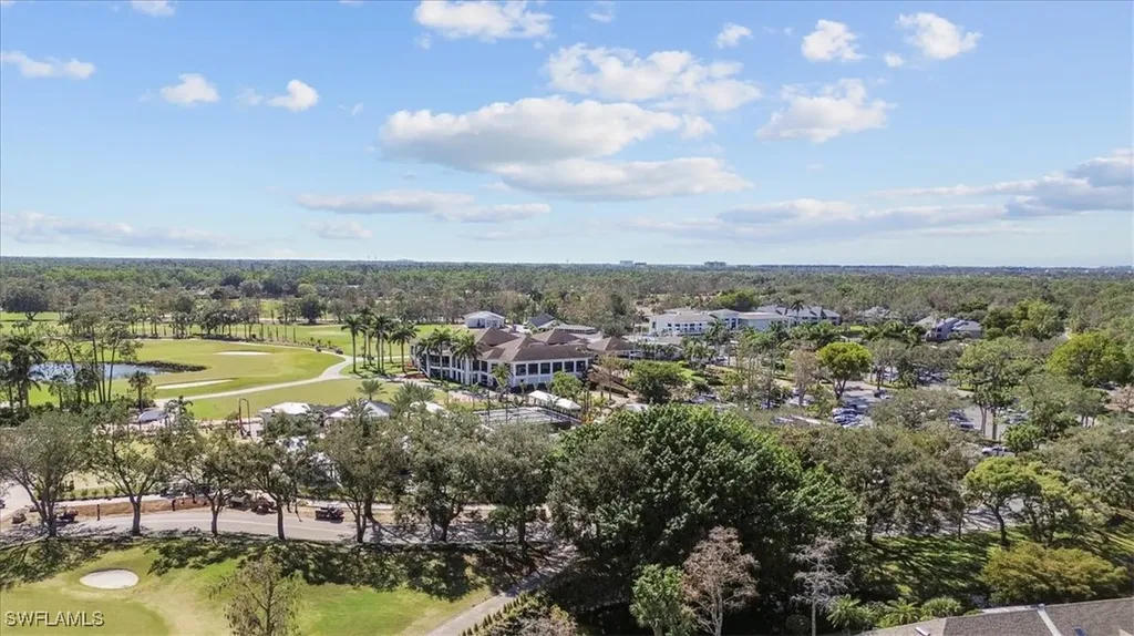 82 Water Oaks Way Naples FL 34105