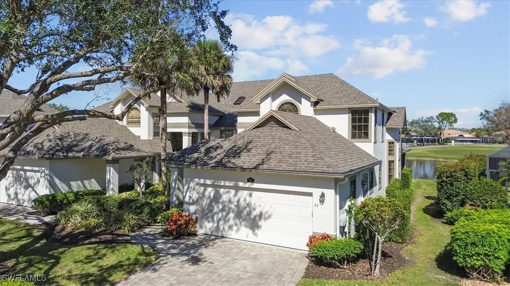 82 Water Oaks Way Naples FL 34105