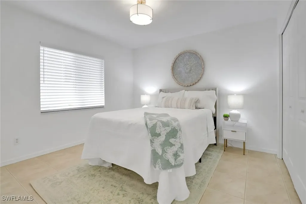 7849 Stratford Drive Naples FL 34104