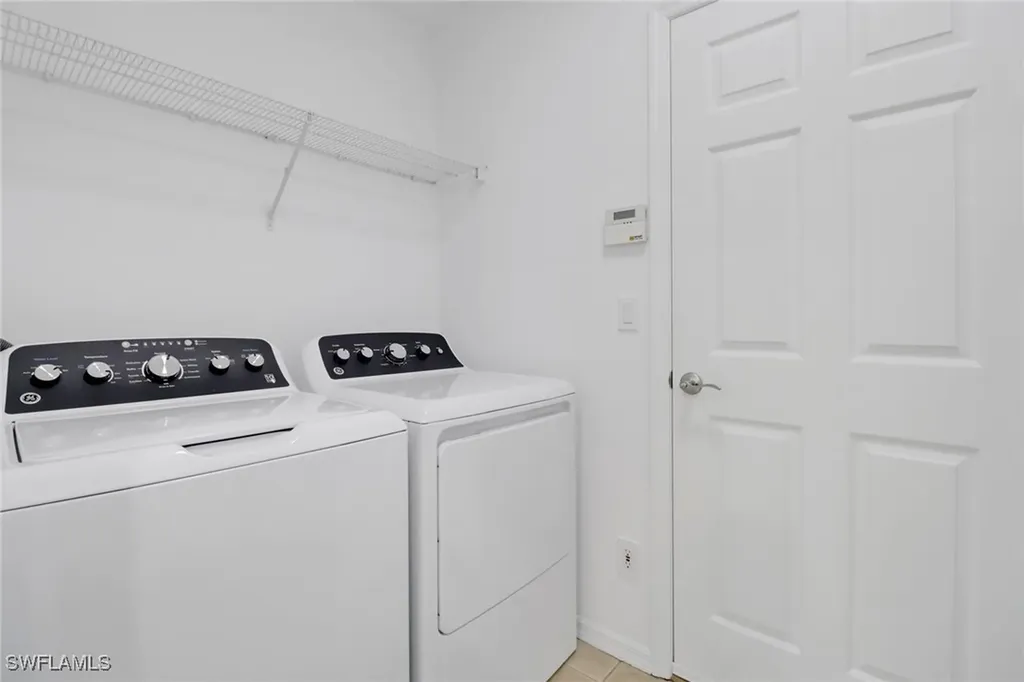 7849 Stratford Drive Naples FL 34104