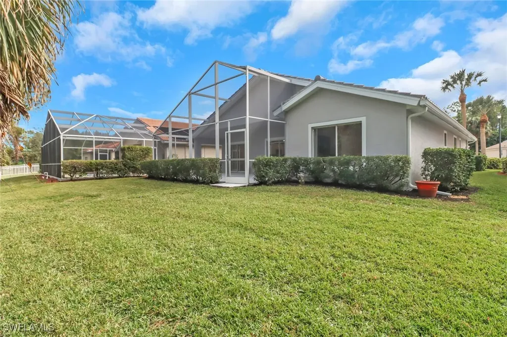 7849 Stratford Drive Naples FL 34104