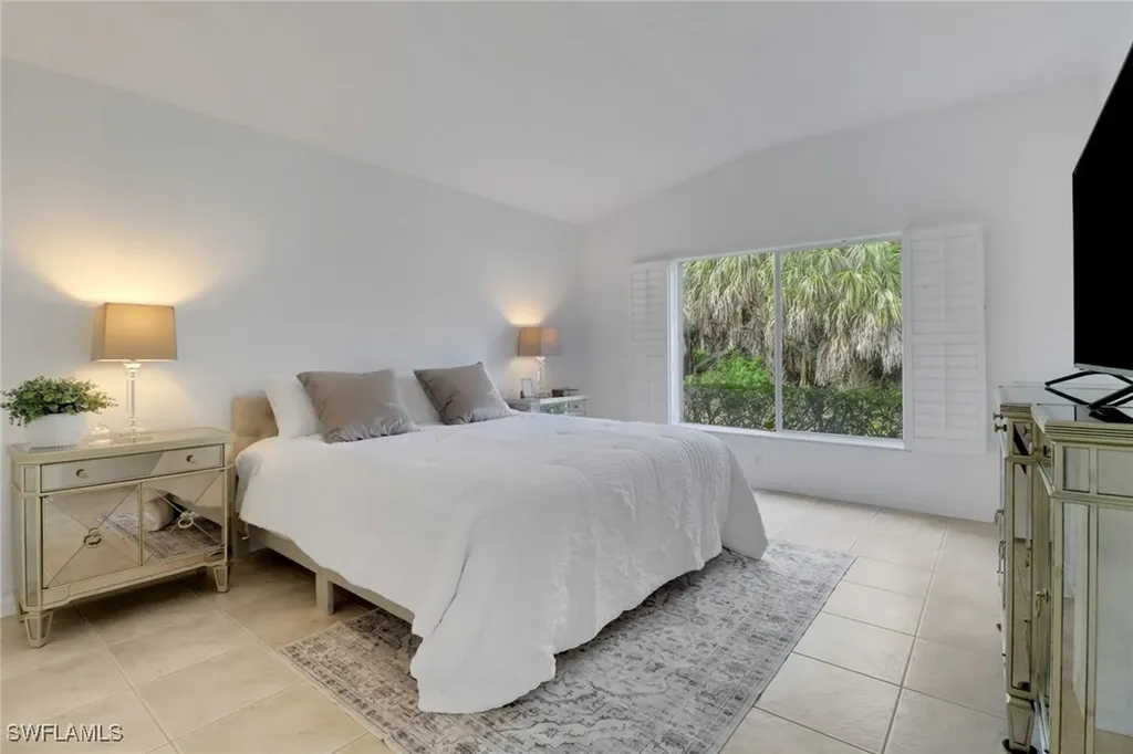 7849 Stratford Drive Naples FL 34104
