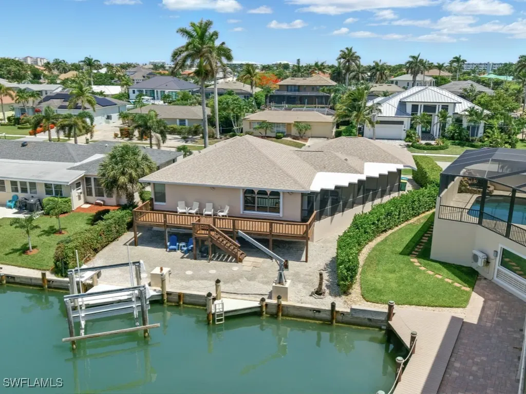 851 Perrine Court Marco Island FL 34145
