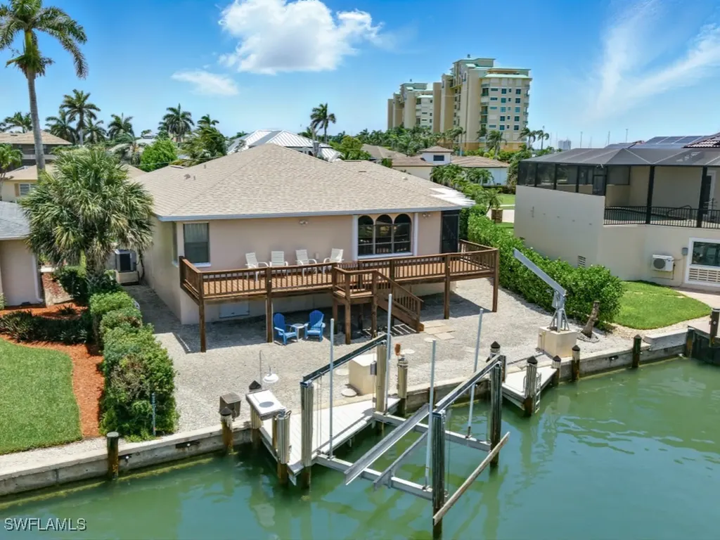 851 Perrine Court Marco Island FL 34145