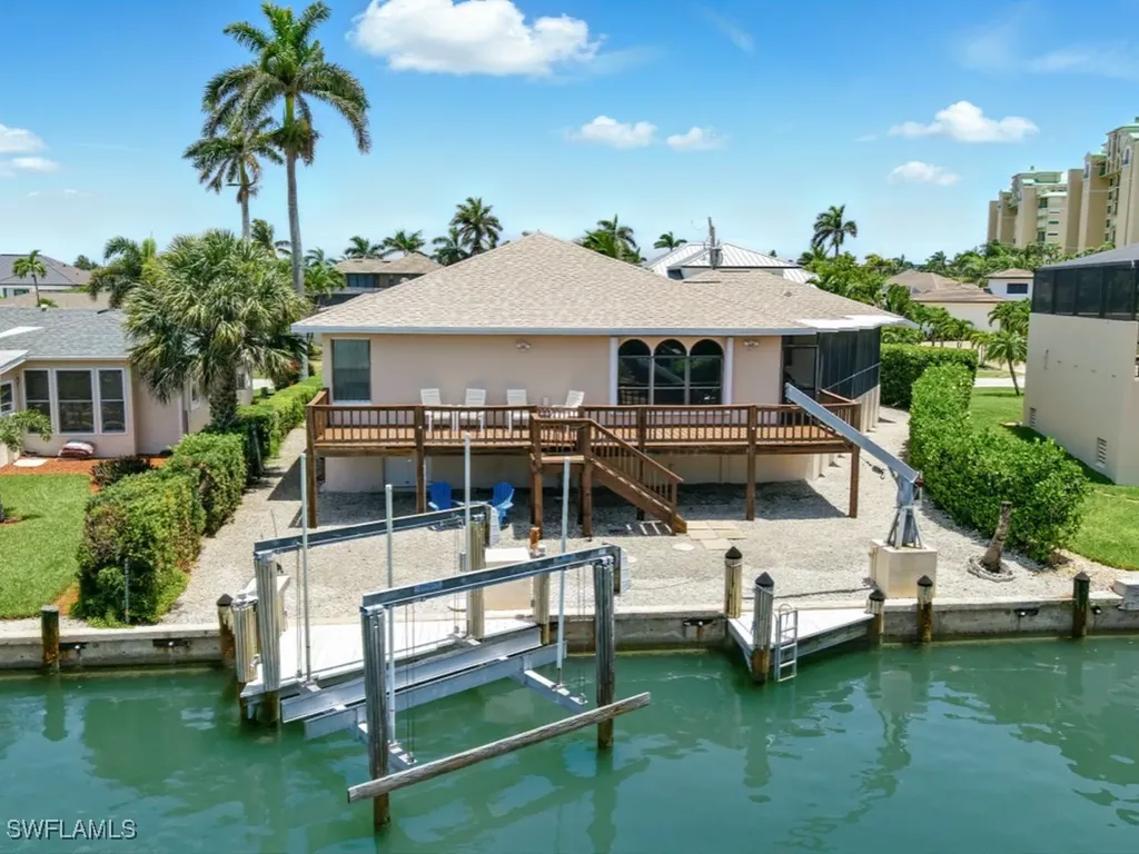 851 Perrine Court Marco Island FL 34145