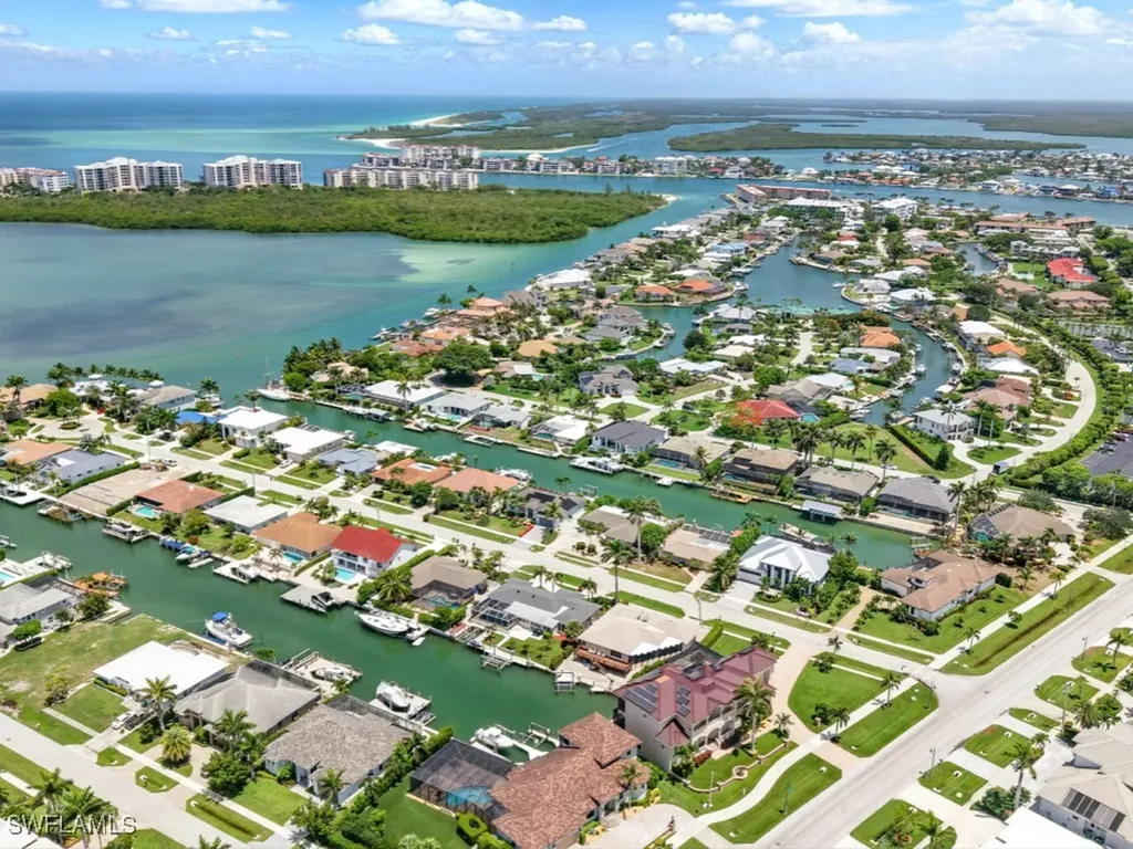 851 Perrine Court Marco Island FL 34145