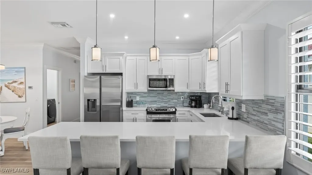 561 94th Avenue N Naples FL 34108