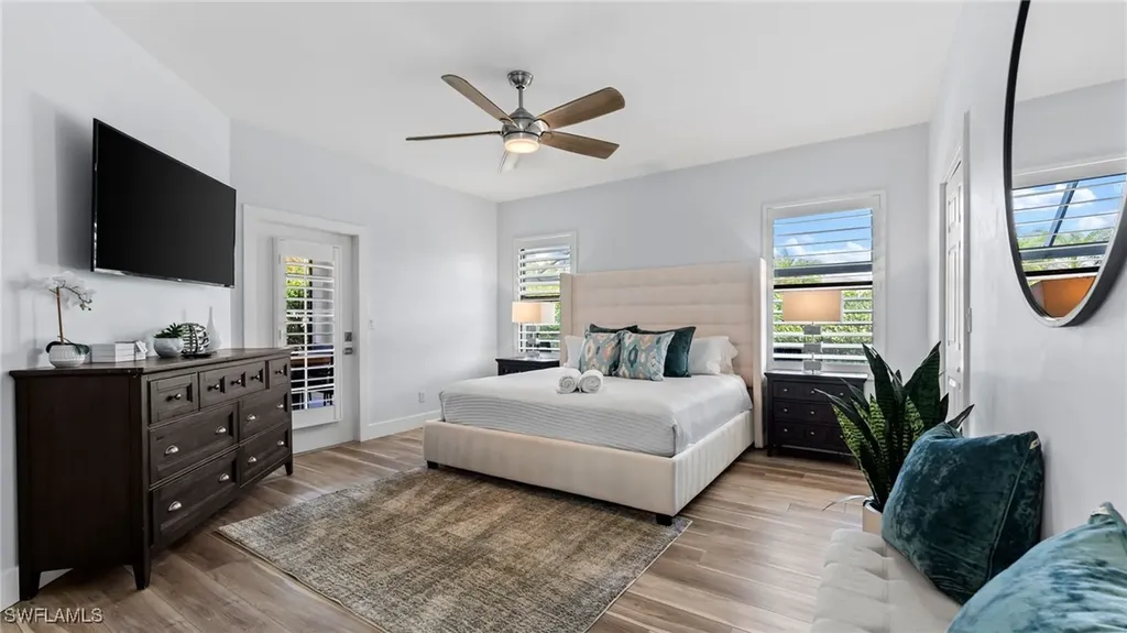 561 94th Avenue N Naples FL 34108