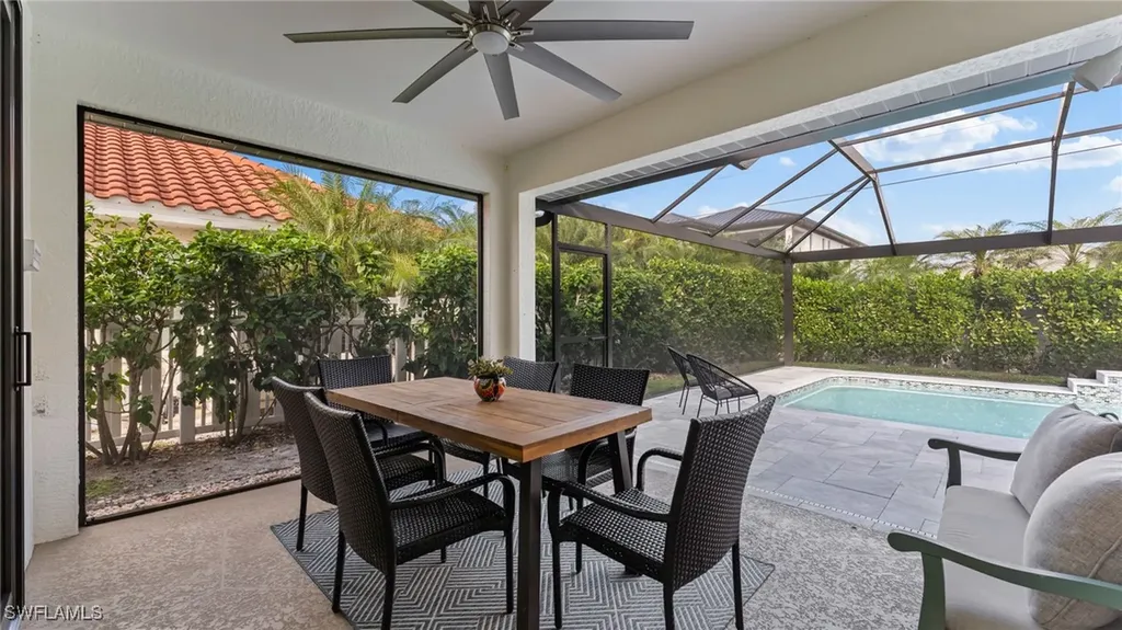 561 94th Avenue N Naples FL 34108