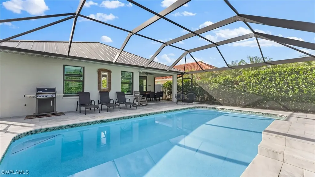 561 94th Avenue N Naples FL 34108