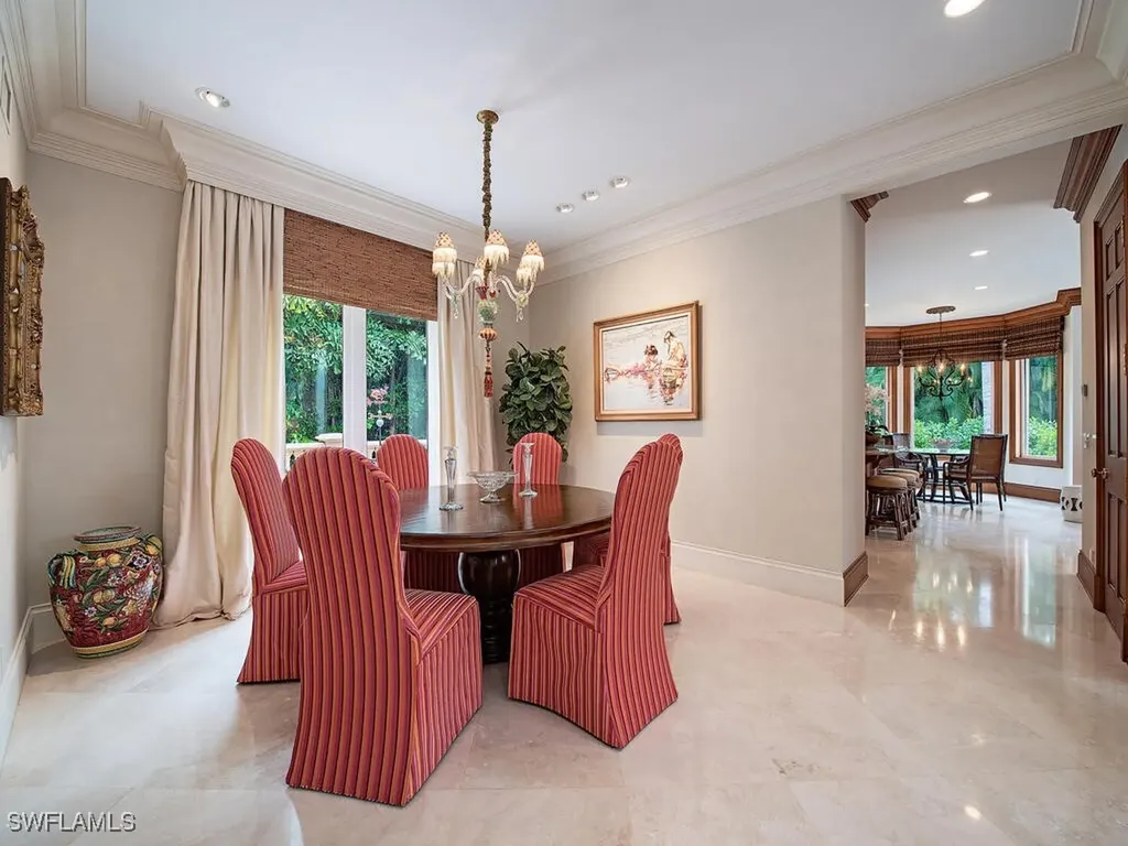 2070 Gordon Drive Naples FL 34102