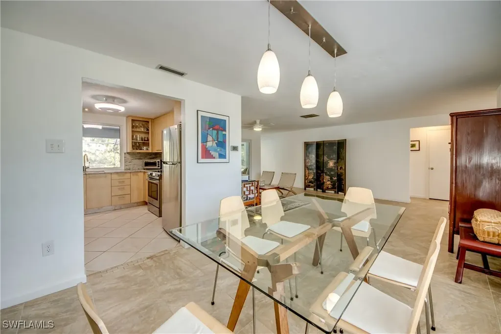 1319 Kingswood Court Fort Myers FL 33919