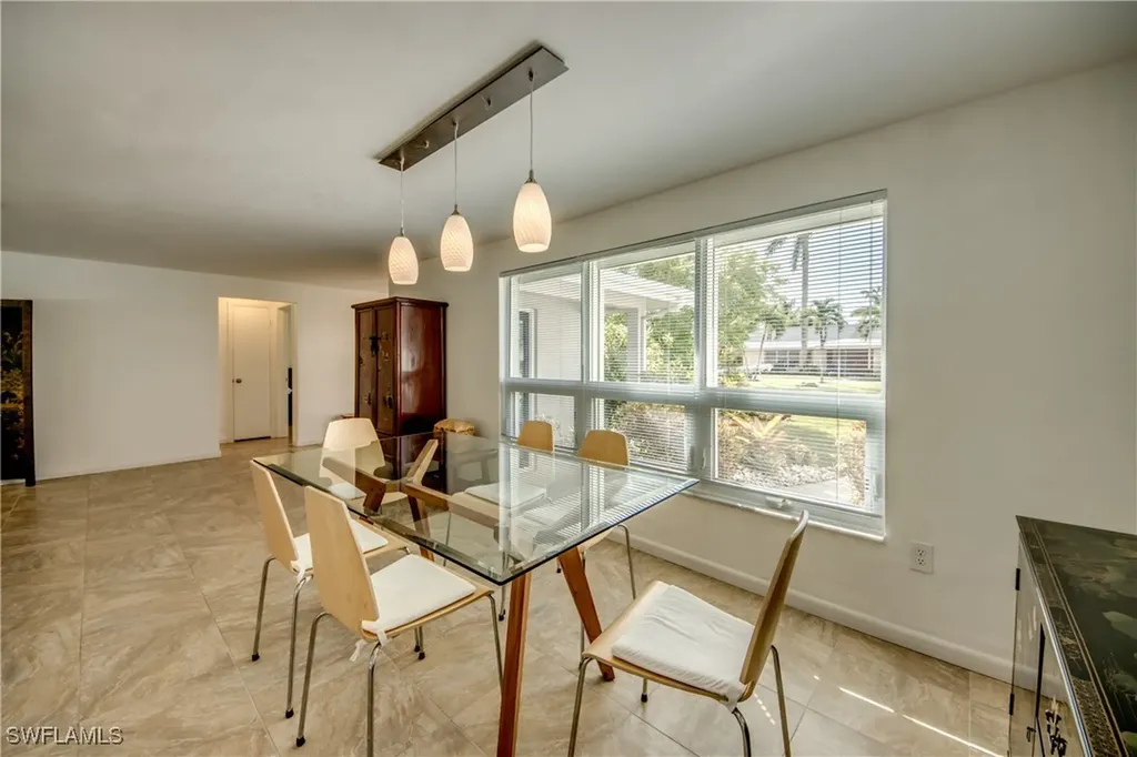 1319 Kingswood Court Fort Myers FL 33919