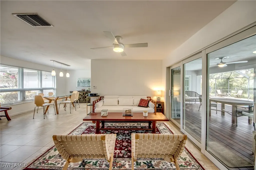 1319 Kingswood Court Fort Myers FL 33919