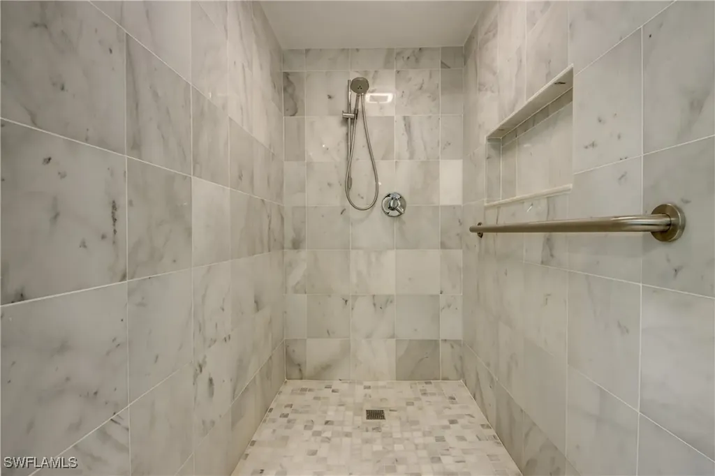 1319 Kingswood Court Fort Myers FL 33919