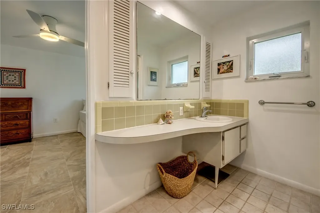 1319 Kingswood Court Fort Myers FL 33919