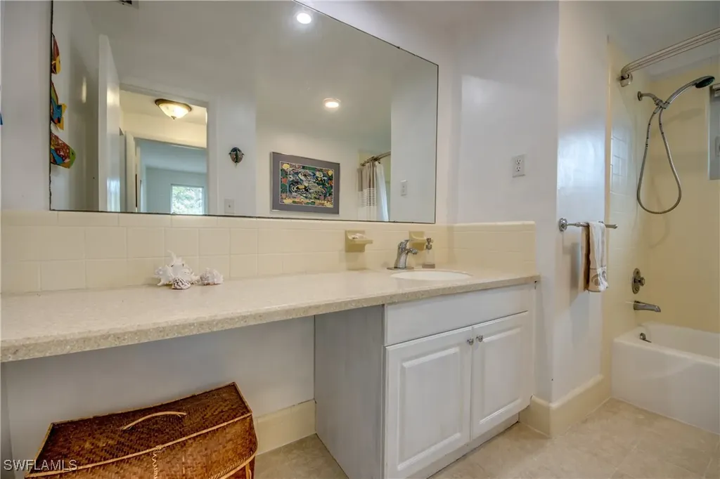 1319 Kingswood Court Fort Myers FL 33919