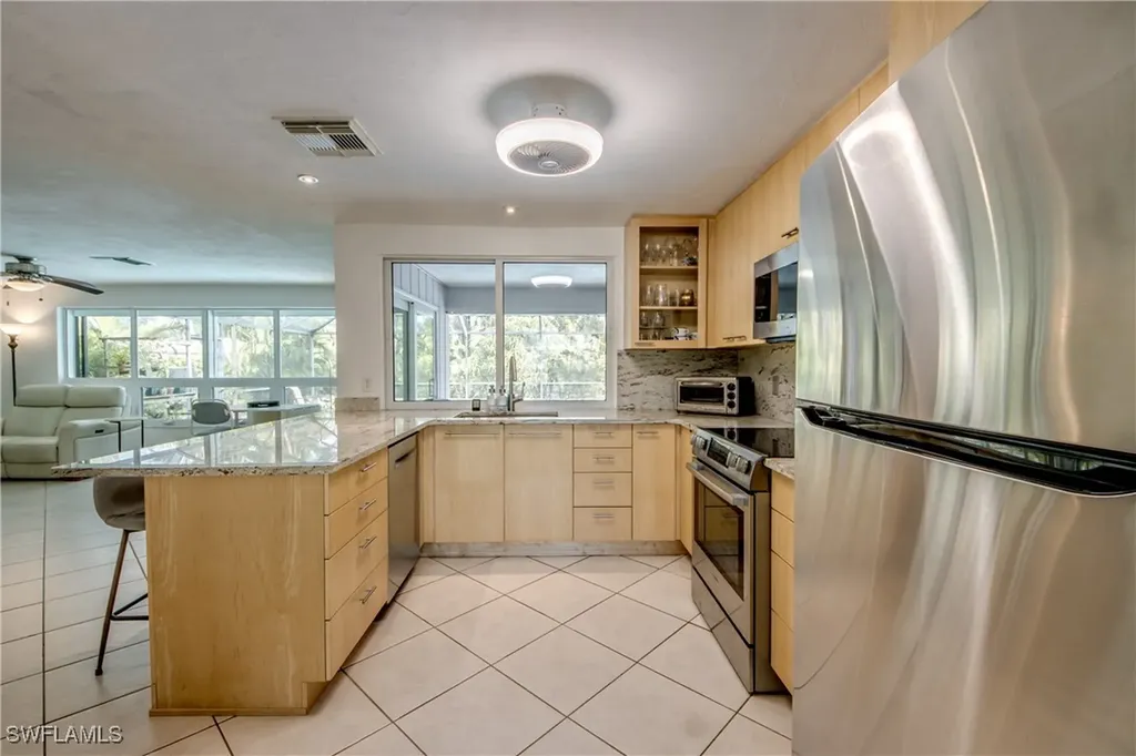 1319 Kingswood Court Fort Myers FL 33919