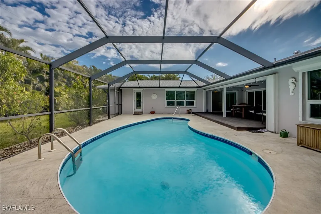 1319 Kingswood Court Fort Myers FL 33919