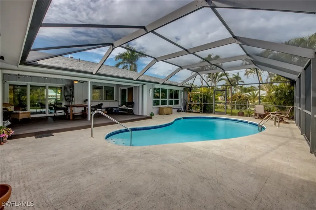 1319 Kingswood Court Fort Myers FL 33919