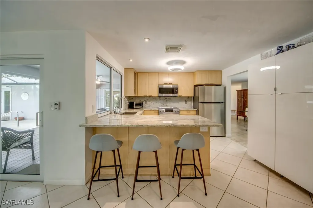 1319 Kingswood Court Fort Myers FL 33919