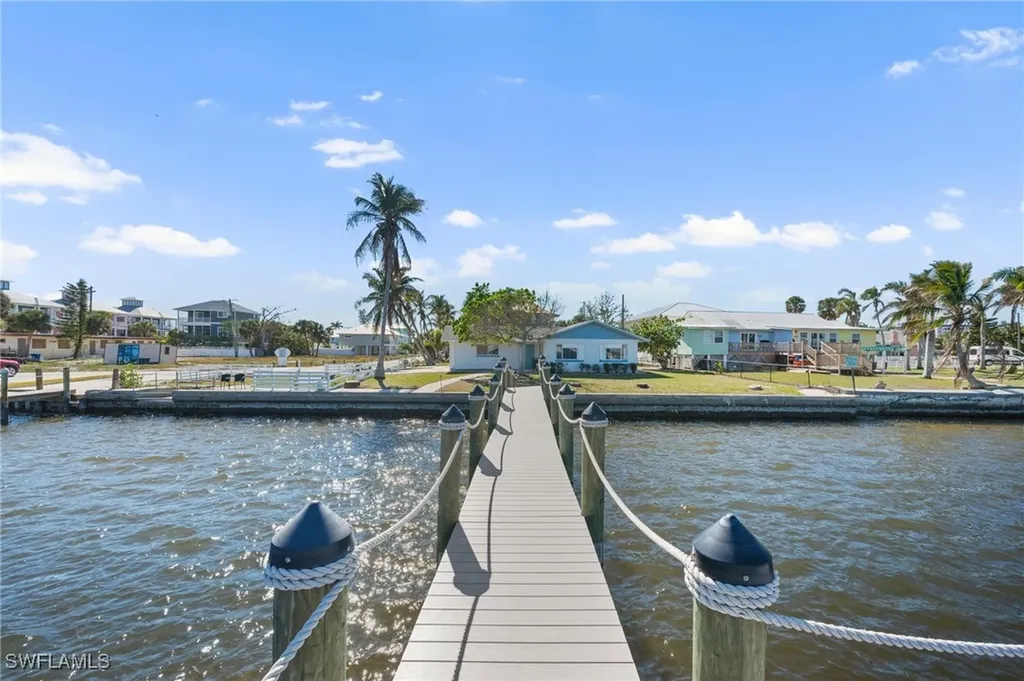 293 Pearl Street Fort Myers Beach FL 33931