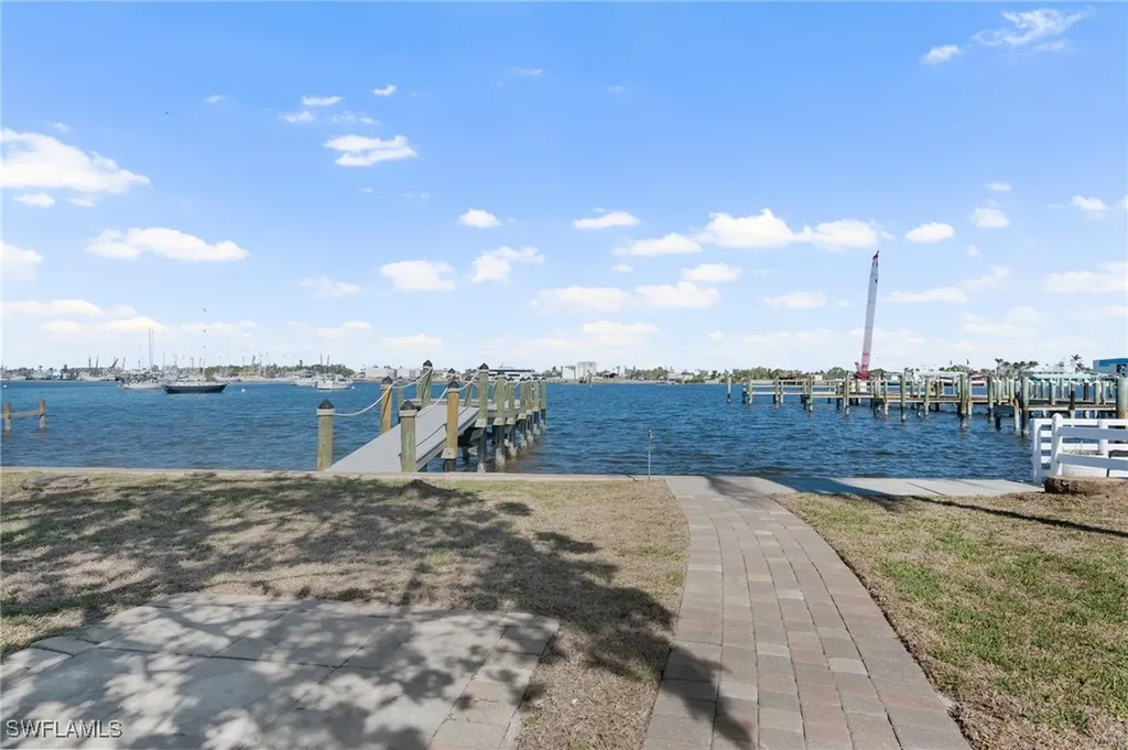 293 Pearl Street Fort Myers Beach FL 33931
