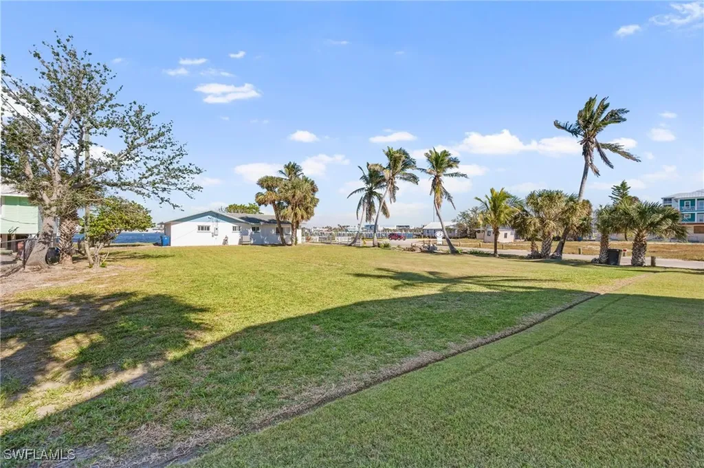 293 Pearl Street Fort Myers Beach FL 33931