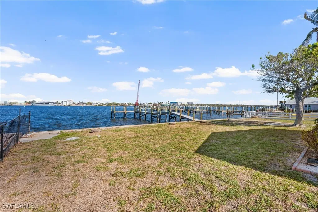 293 Pearl Street Fort Myers Beach FL 33931