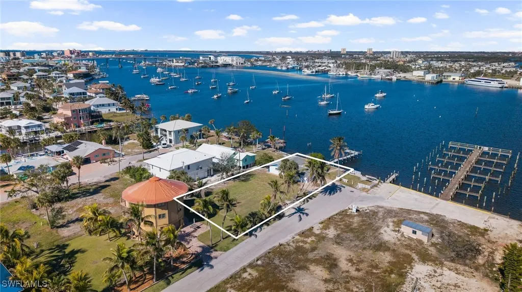 293 Pearl Street Fort Myers Beach FL 33931