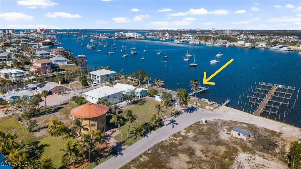 293 Pearl Street Fort Myers Beach FL 33931