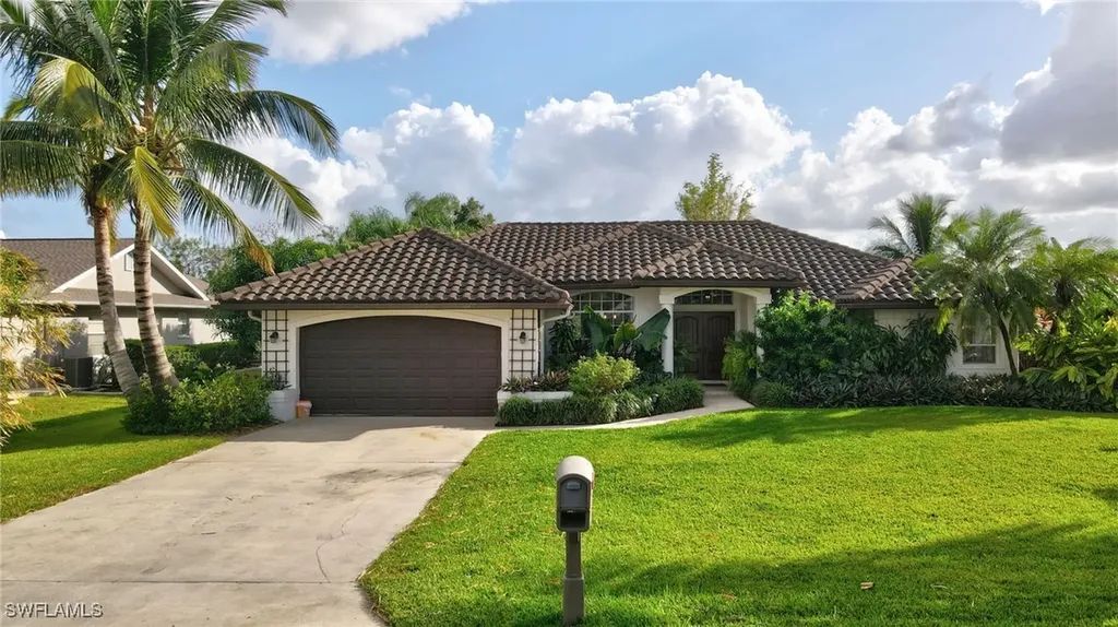 6703 Willow Lake Circle Fort Myers FL 33966