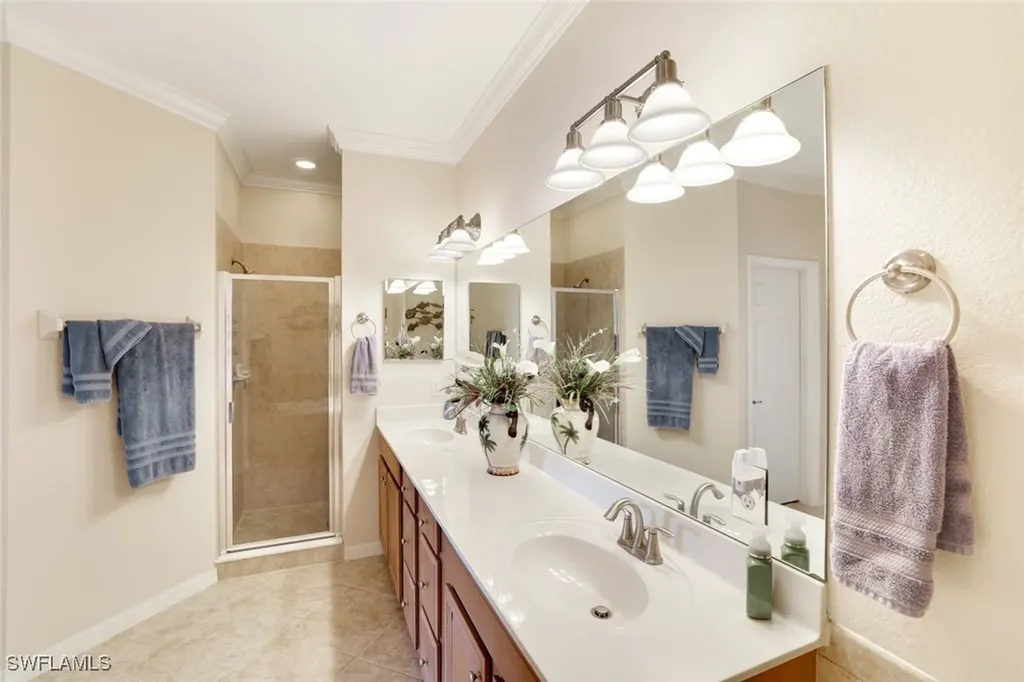 10610 Smokehouse Bay Drive Naples FL 34120