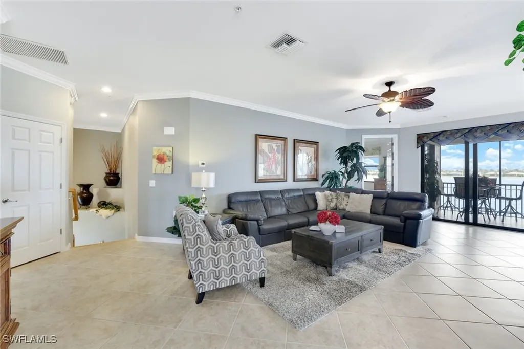10610 Smokehouse Bay Drive Naples FL 34120