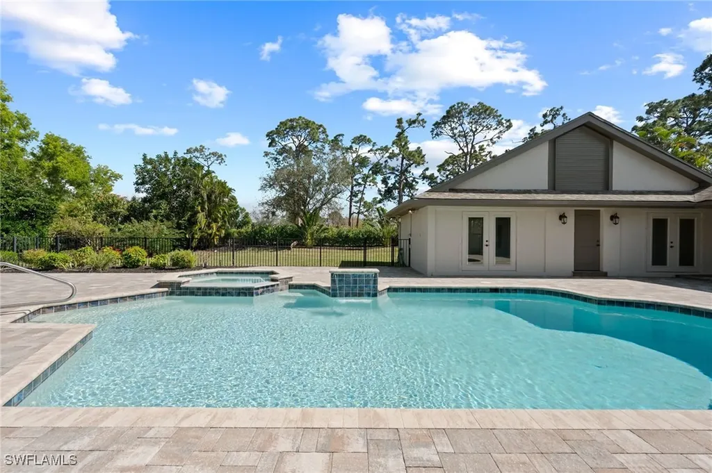 13523 Pine Villa Lane Fort Myers FL 33912