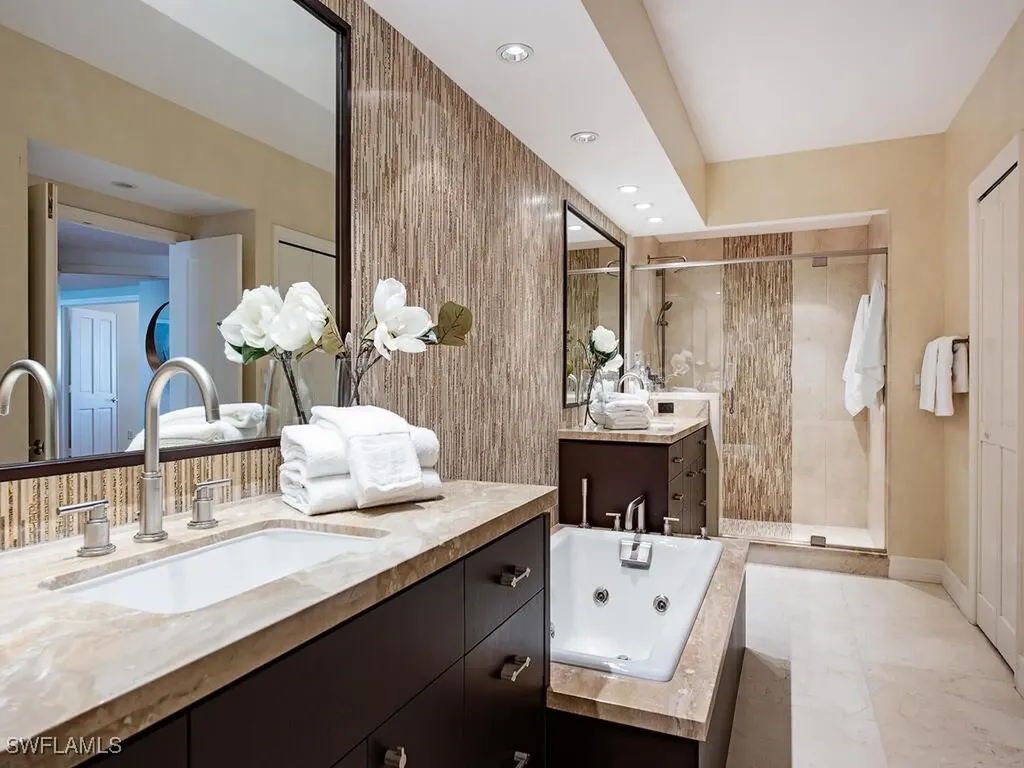 8171 Bay Colony Drive Naples FL 34108