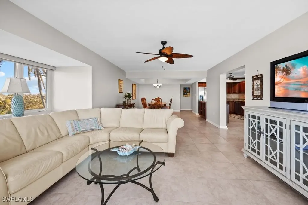 200 Periwinkle Way Sanibel FL 33957