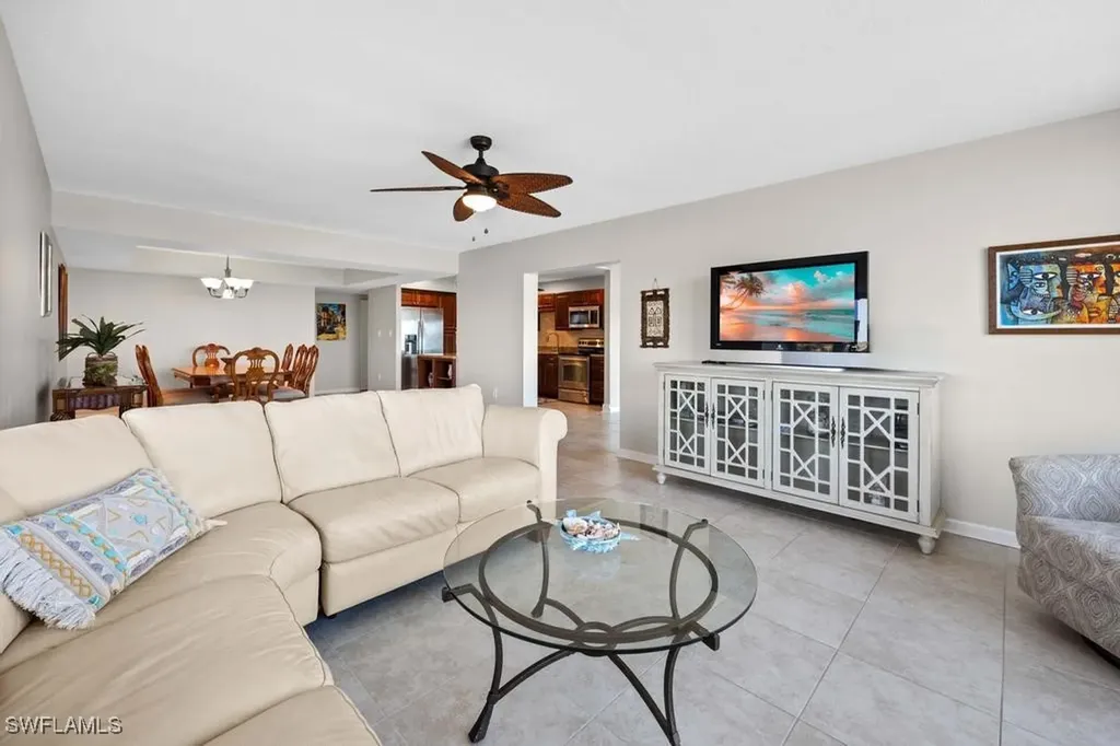 200 Periwinkle Way Sanibel FL 33957