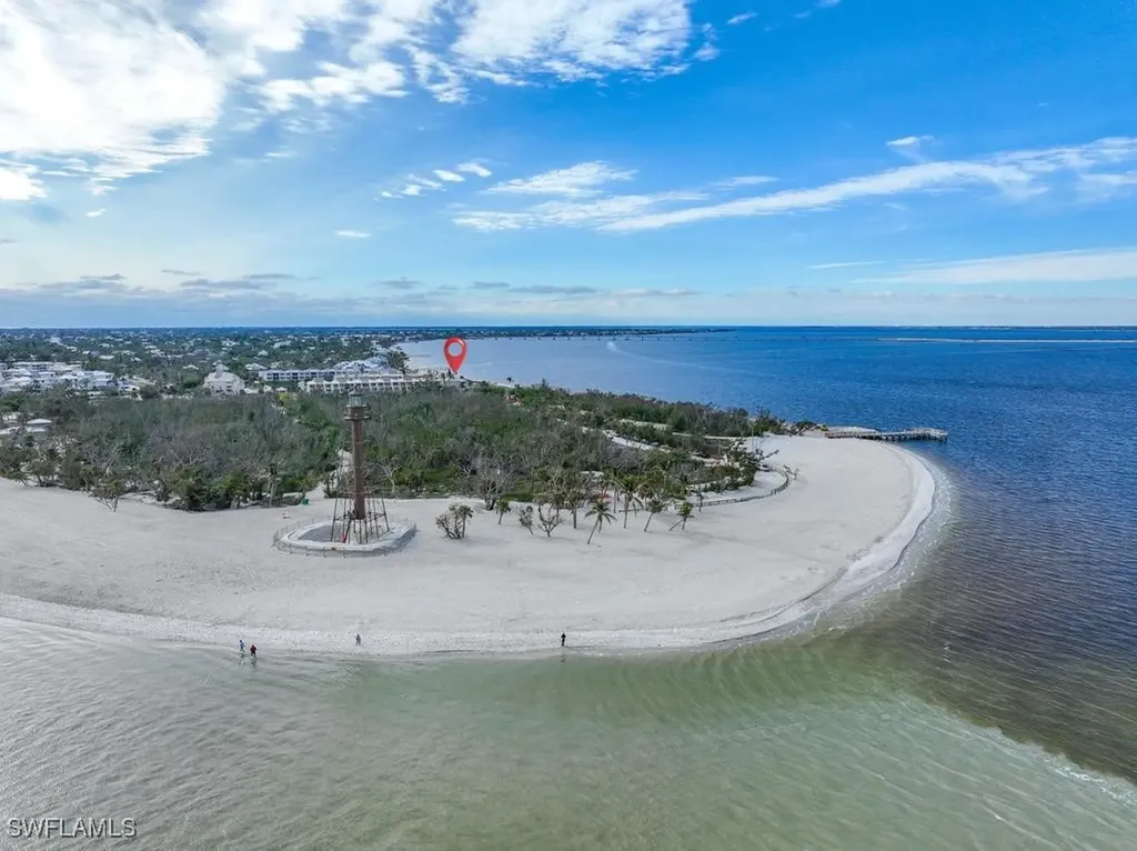 200 Periwinkle Way Sanibel FL 33957