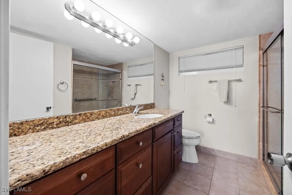 200 Periwinkle Way Sanibel FL 33957