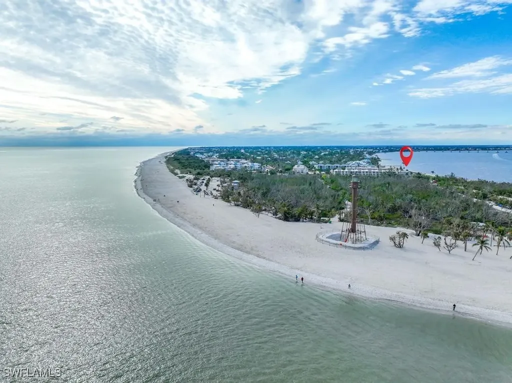 200 Periwinkle Way Sanibel FL 33957