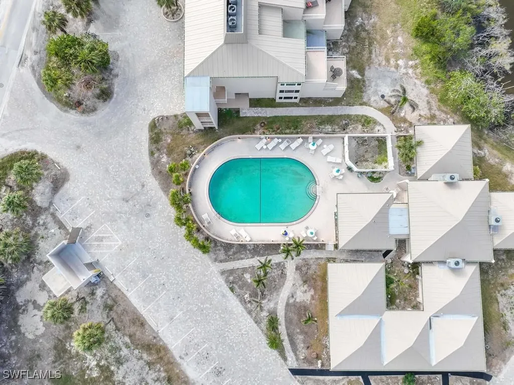 200 Periwinkle Way Sanibel FL 33957