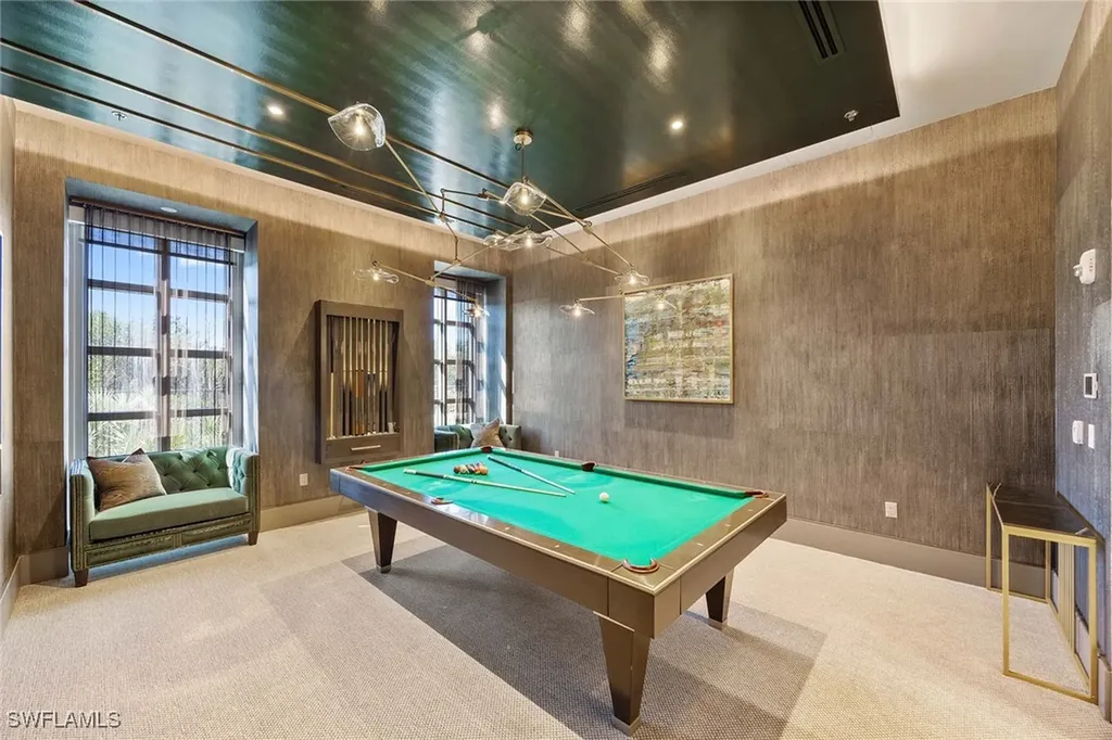 6897 Grenadier Boulevard Naples FL 34108