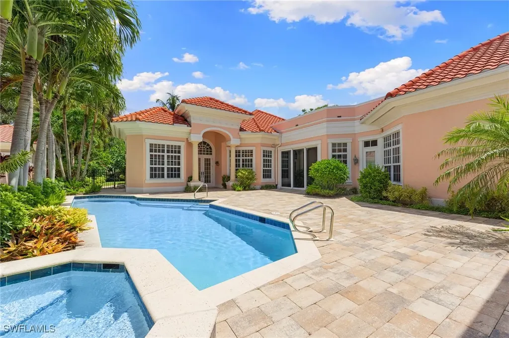 7091 Verde Way Naples FL 34108