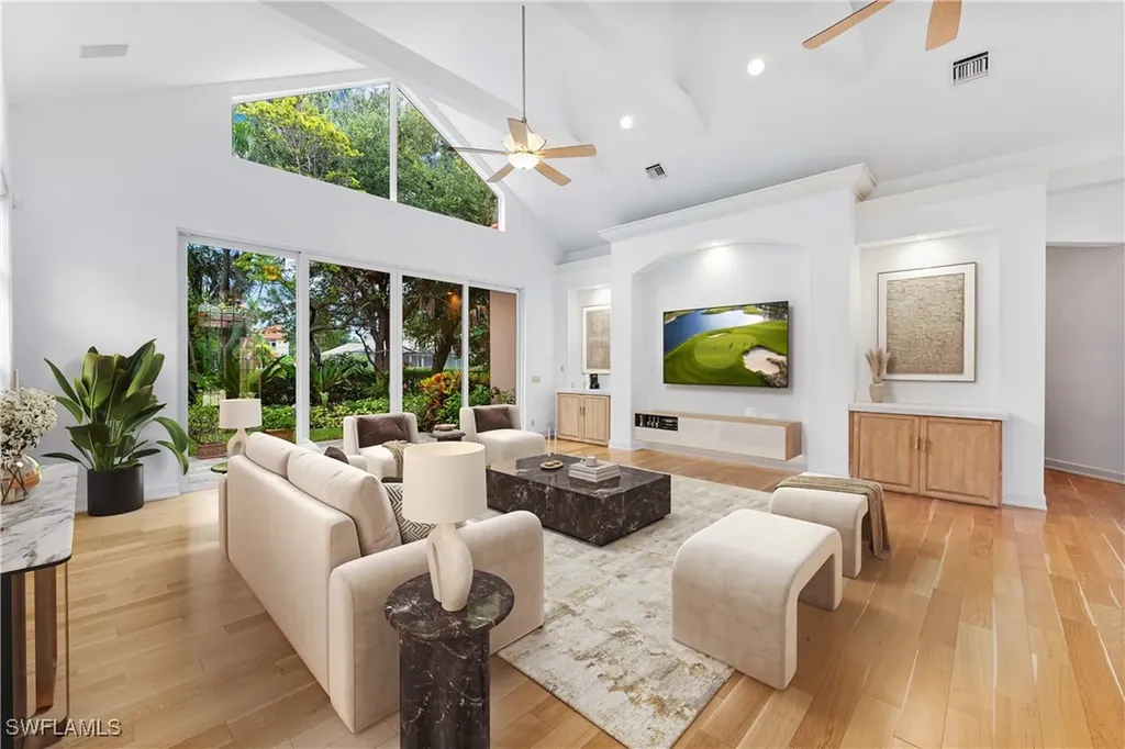 7091 Verde Way Naples FL 34108