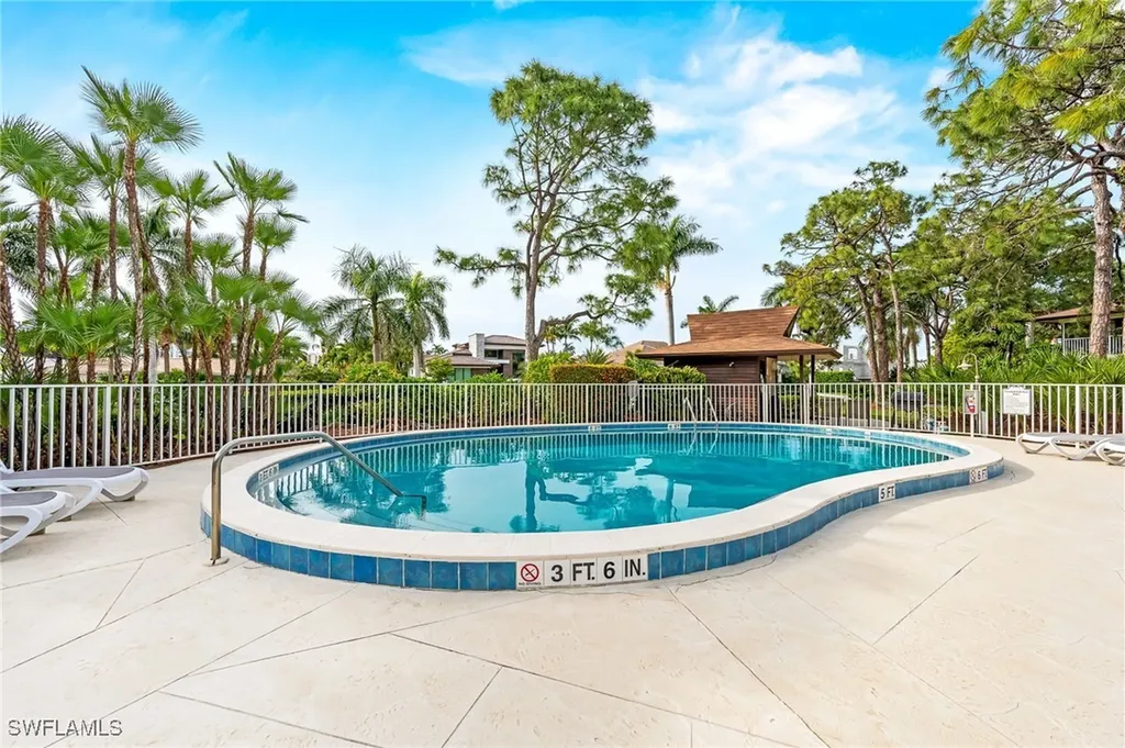 4150 Belair Lane Naples FL 34103