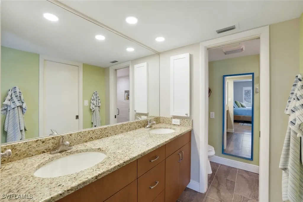 4150 Belair Lane Naples FL 34103